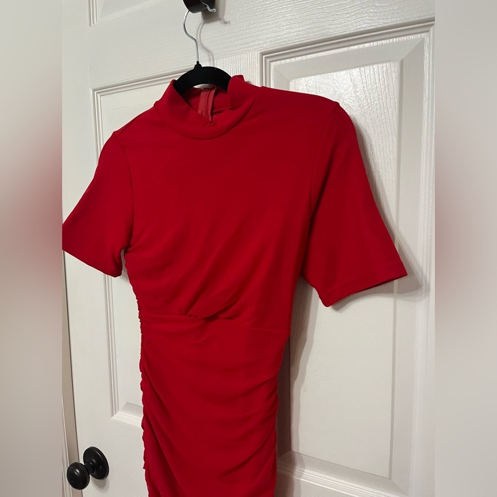 Mock neck ruched‎ back zip maxi dress short sleeve red size small - Picture 2 of 7